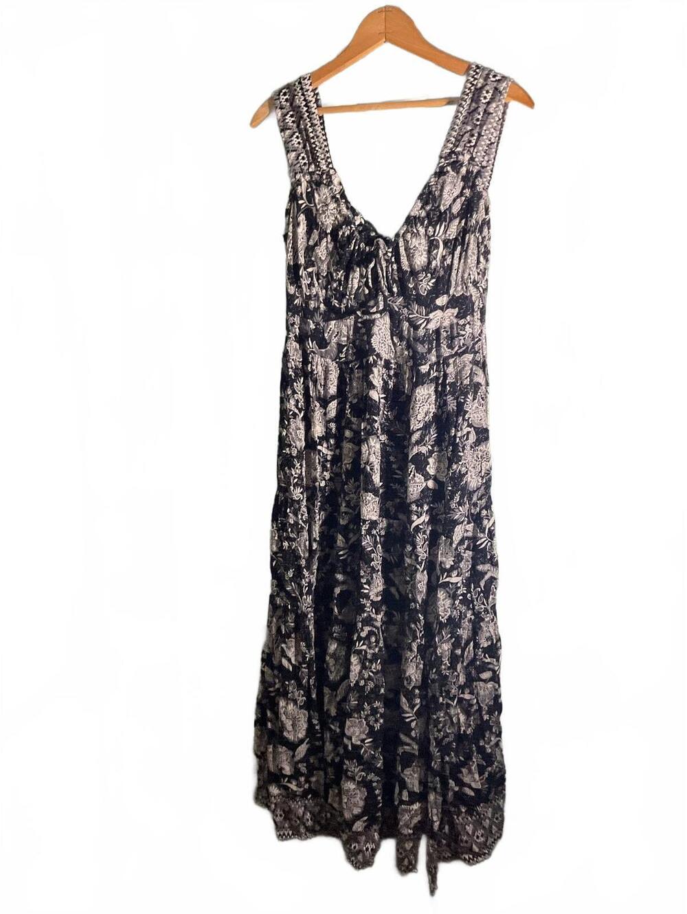 Angie  Boho Black and White Floral Rayon Maxi Dress Size Large